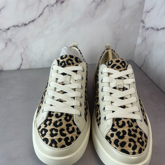 VIONIC WINNY LACE UP SNEAKERS (8.5) - Picture 1 of 13